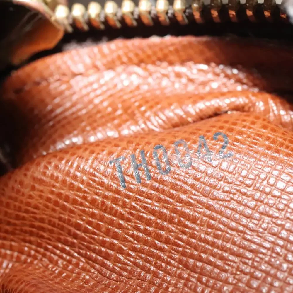 LOUIS VUITTON Monogram Amazon Shoulder Bag M45236